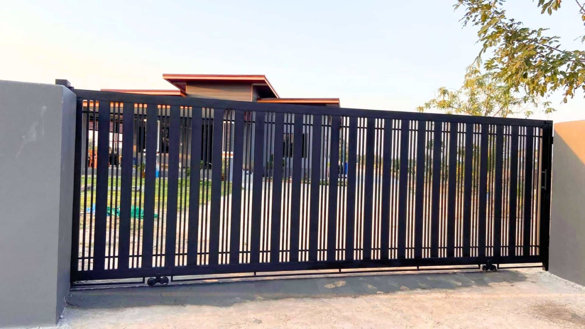 mẫu cửa cổng sắt lùa đẹp